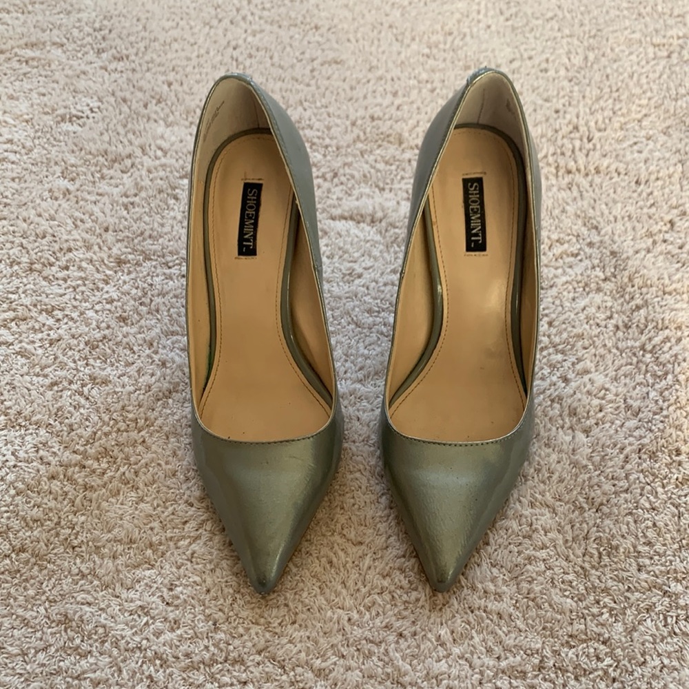 ShoeMint Gelareh Silver Pumps